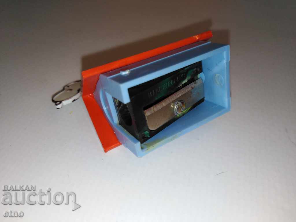 SHARPENER-COLLECTOR with price 15.00 BGN | € 7.67 SHARPENER-COLLECTOR with price 15.00 BGN | € 7.67