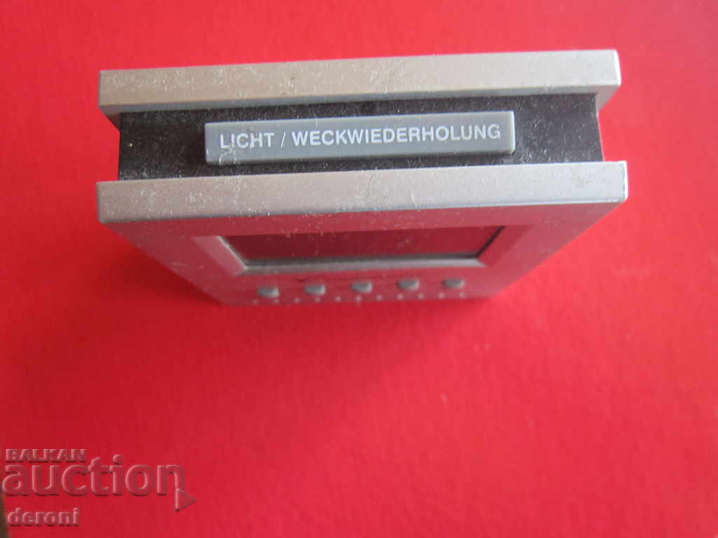 Delivery of German desktop clock Delivery of German desktop clock