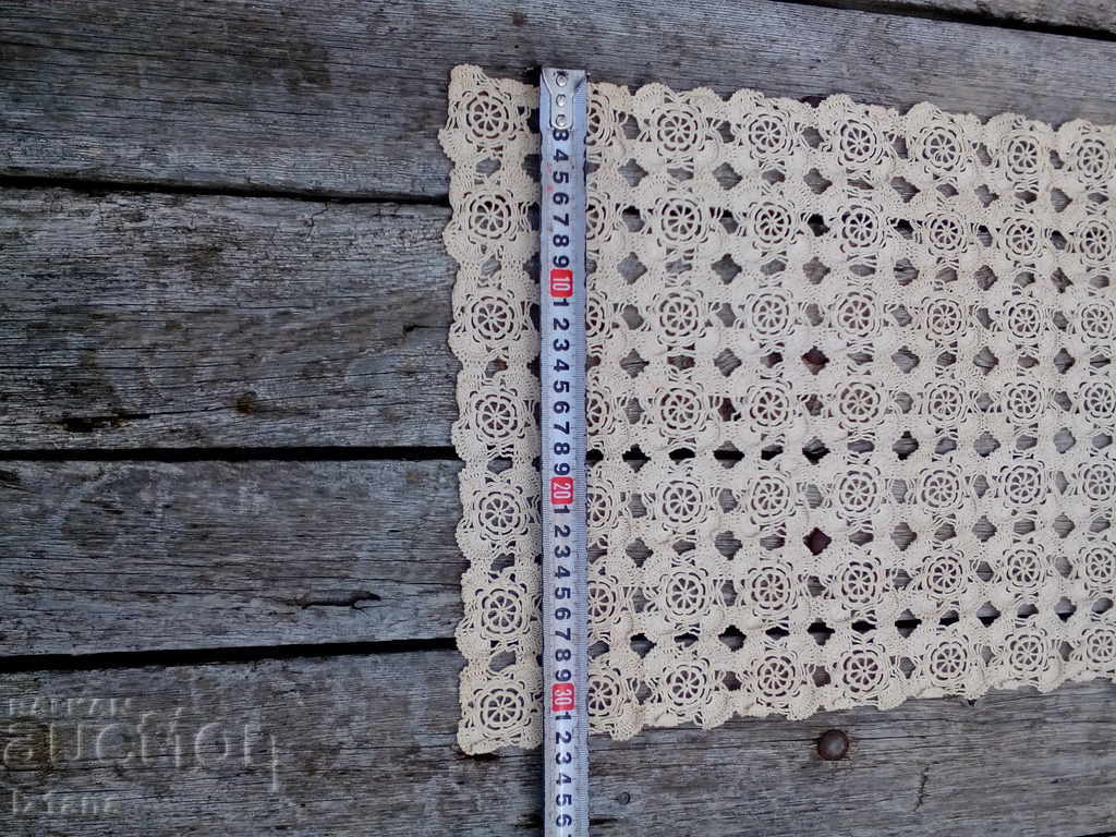 Доставка на Стара плетена покривка Доставка на Стара плетена покривка