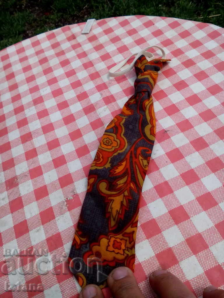 Auction Old children's tie Auction Old children's tie