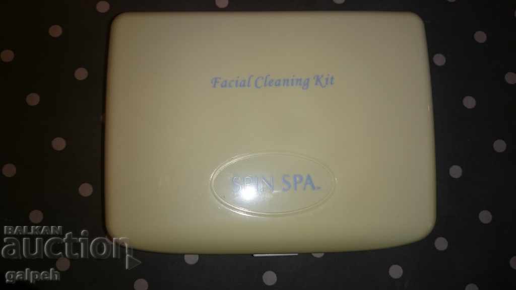 FACE CLEANING KIT