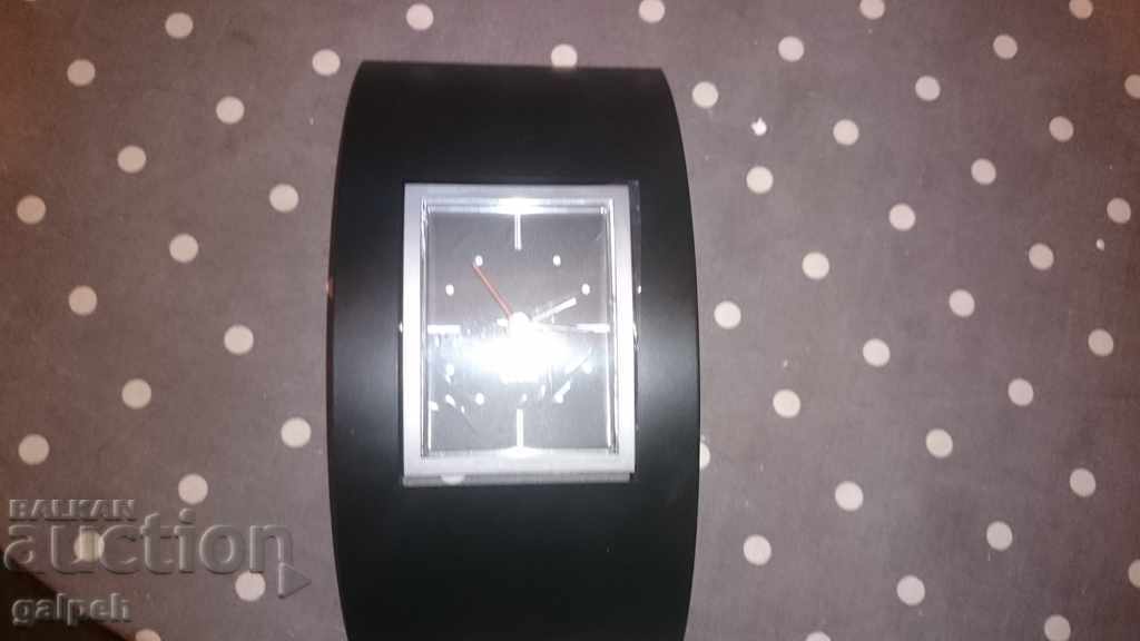 DESKTOP CLOCK with price 9.99 BGN | € 5.11 DESKTOP CLOCK with price 9.99 BGN | € 5.11