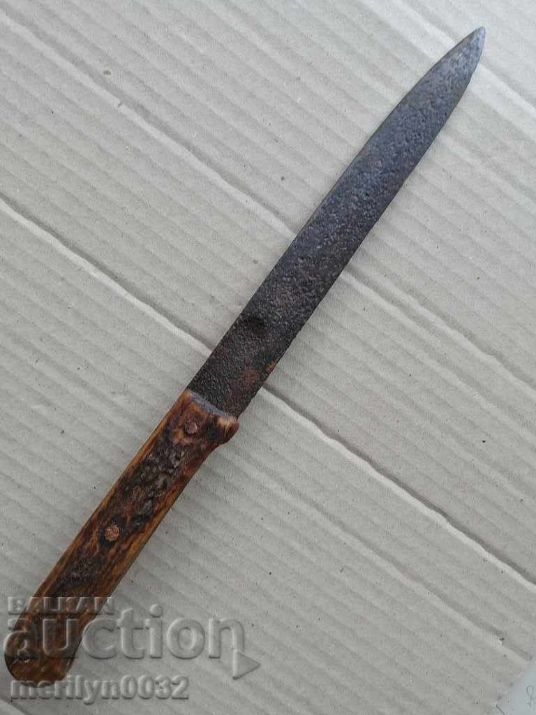 An old trench knife with primrose antlers - 7 An old trench knife with primrose antlers - 7