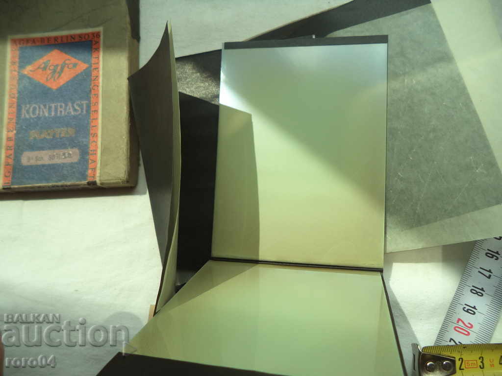 Delivery of PHOTOGRAPHIC GLASS PLATES - BRAND NEW - WW II Delivery of PHOTOGRAPHIC GLASS PLATES - BRAND NEW - WW II