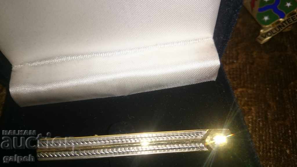 ΔΕΣΤΕ ΒΕΛΟΝΑ ΜΕ ΟΜΟΡΦΗ ΠΕΤΡΑ - 6,99 λέβα με τιμή 6.99 BGN | € 3.57