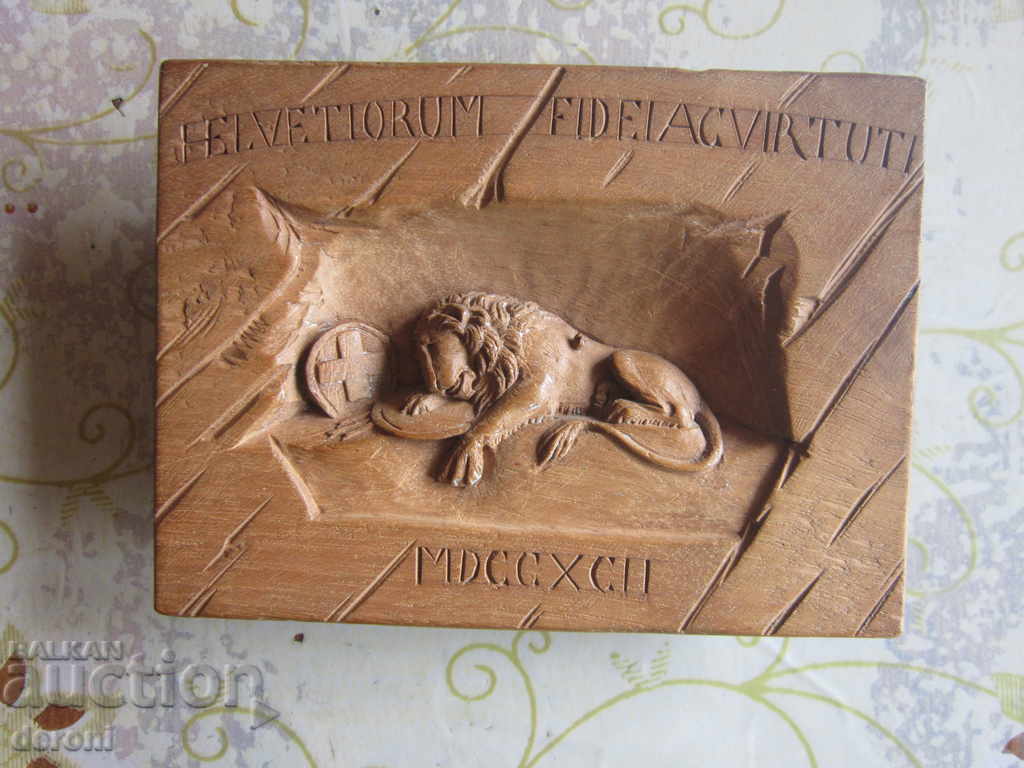 Swiss coat of arms lion crown - 5