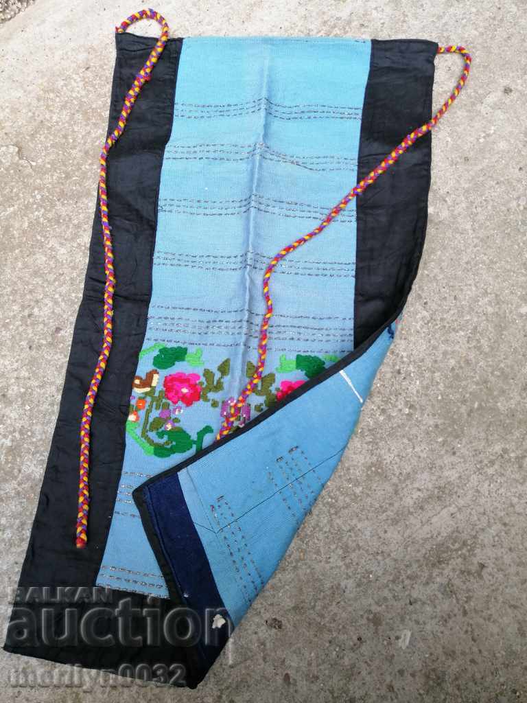 Old woven embroidered embroidered skirt with price 89.00 BGN | € 45.50 Old woven embroidered embroidered skirt with price 89.00 BGN | € 45.50