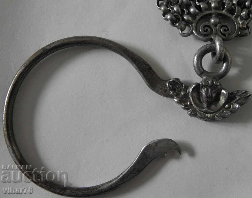 Доставка на СТАР СРЕБЪРЕН 8 РЕДОВ КЮСТЕК-НАКИТ