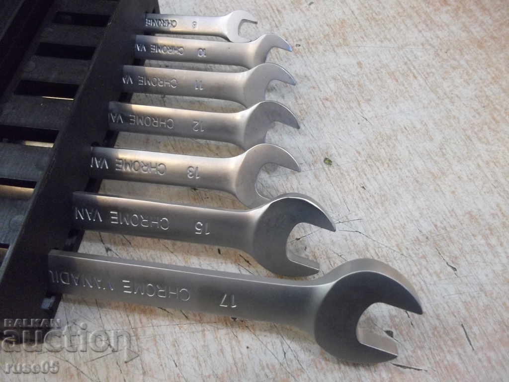 Wrenches 7 "Mr.Bricolage" star wrenches with ratchet set - 7 Wrenches 7 "Mr.Bricolage" star wrenches with ratchet set - 7