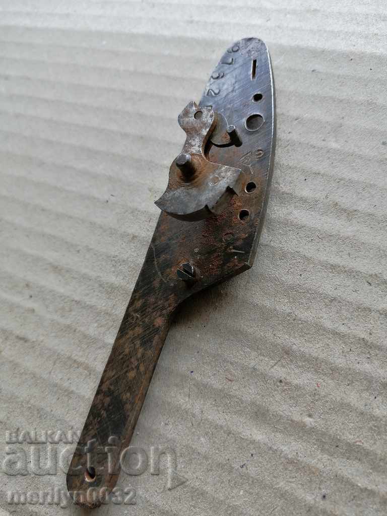 Δημοπρασία Πλακάκι μέρος ενός μηχανισμού κυνηγετικού τουφέκι