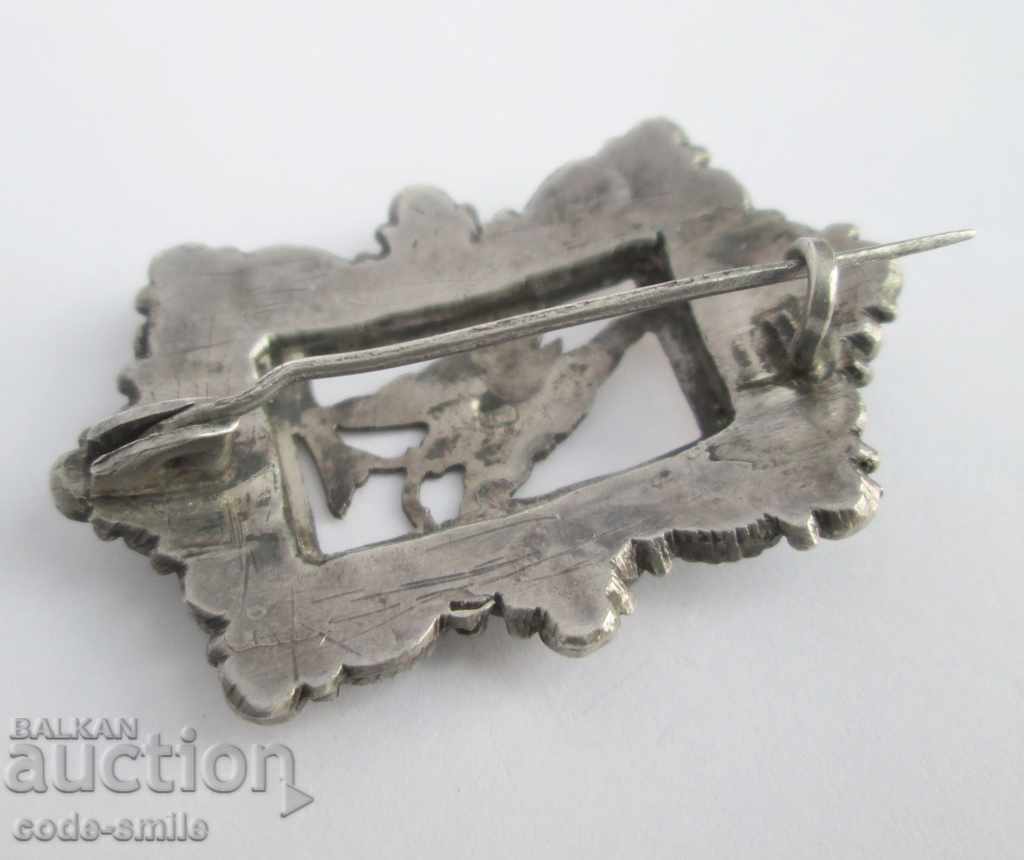 Delivery of Old ladies silver brooch with gold butterfly