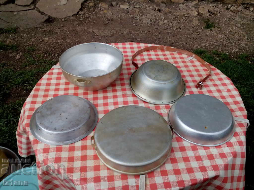 Old aluminum box, utensils, dishes - 5 Old aluminum box, utensils, dishes - 5