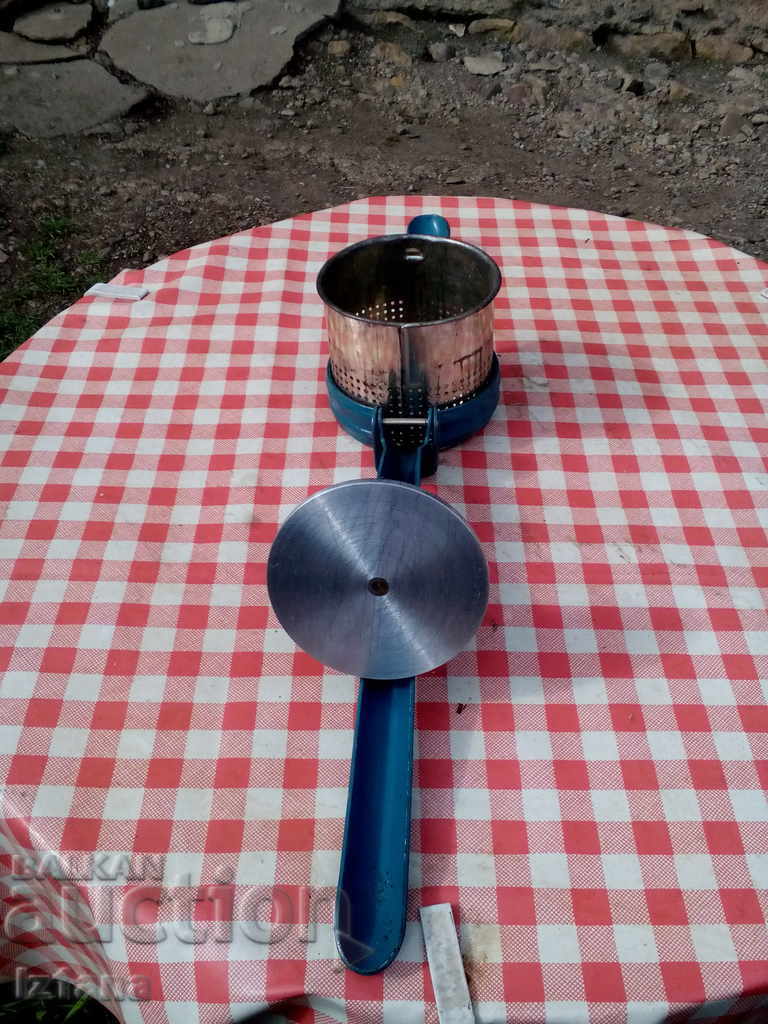 An old potato press - 5 An old potato press - 5