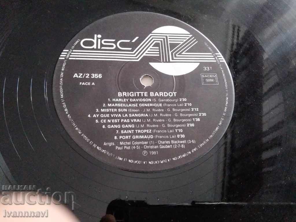 Auction  Bridget Bardot 1981. Perfect condition of the plate