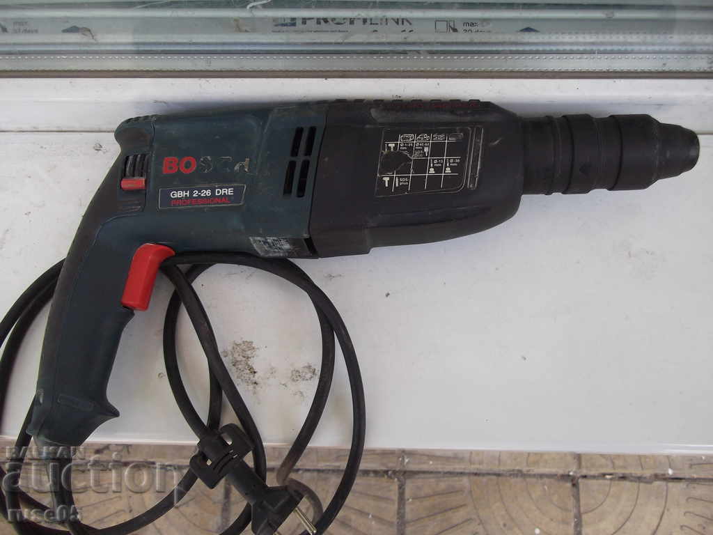 Hammer "BOSCH - GBH 2-26 DRE" working - 5 Hammer "BOSCH - GBH 2-26 DRE" working - 5