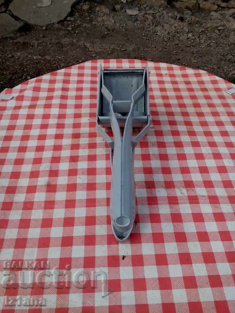 An old potato press with price 25.00 BGN | € 12.78 An old potato press with price 25.00 BGN | € 12.78