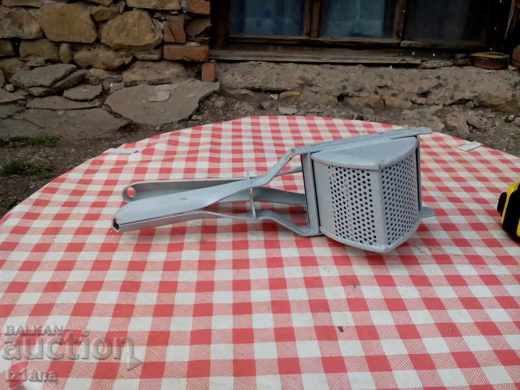 An old potato press - 5 An old potato press - 5