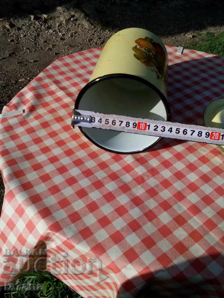 Old Enamel Cooker - 7 Old Enamel Cooker - 7