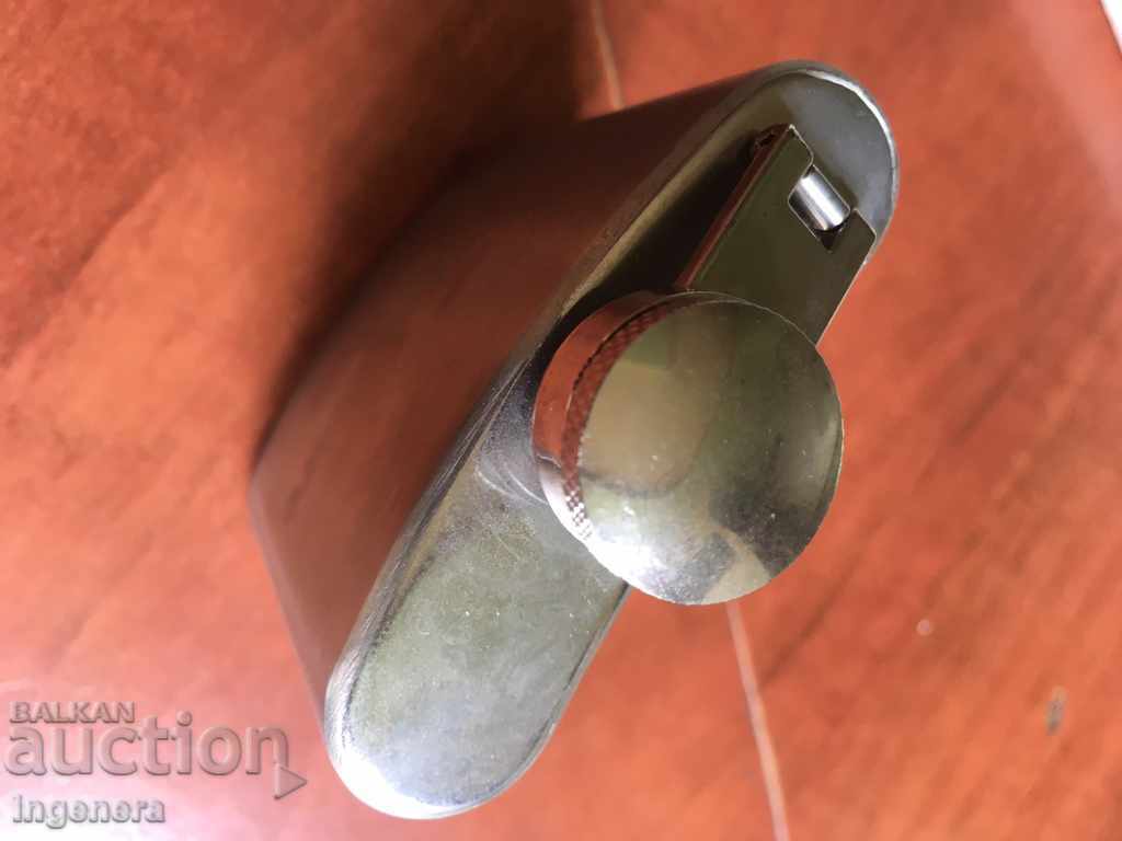 Auction BOTTLE BOTTLE METAL-3 OZ Auction BOTTLE BOTTLE METAL-3 OZ