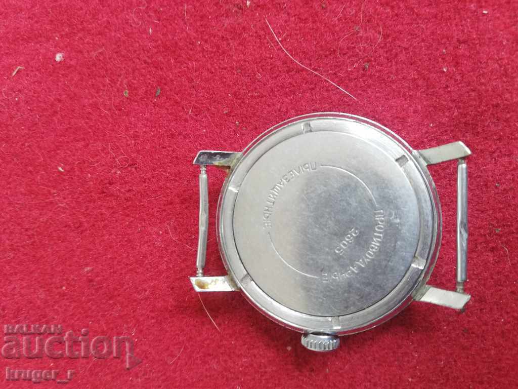 Auction  Old clock EAST.