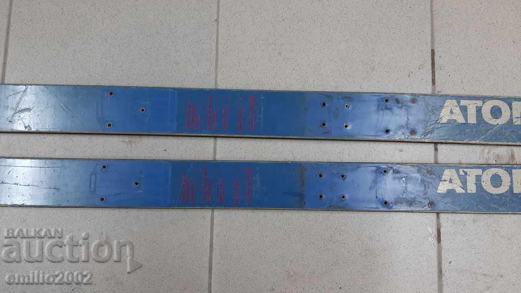 Collectible ski Atomic 160 cm with price 9.00 BGN | € 4.60 Collectible ski Atomic 160 cm with price 9.00 BGN | € 4.60