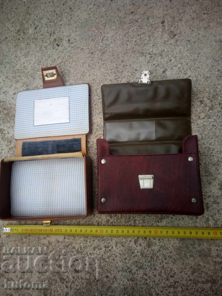 Old men's travel bags, men's travel bags with price 14.99 BGN | € 7.66 Old men's travel bags, men's travel bags with price 14.99 BGN | € 7.66