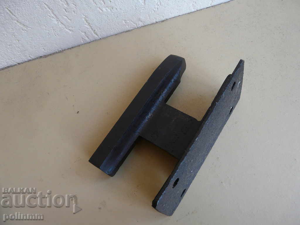 Delivery of Small Craft Anvil - 2 Delivery of Small Craft Anvil - 2