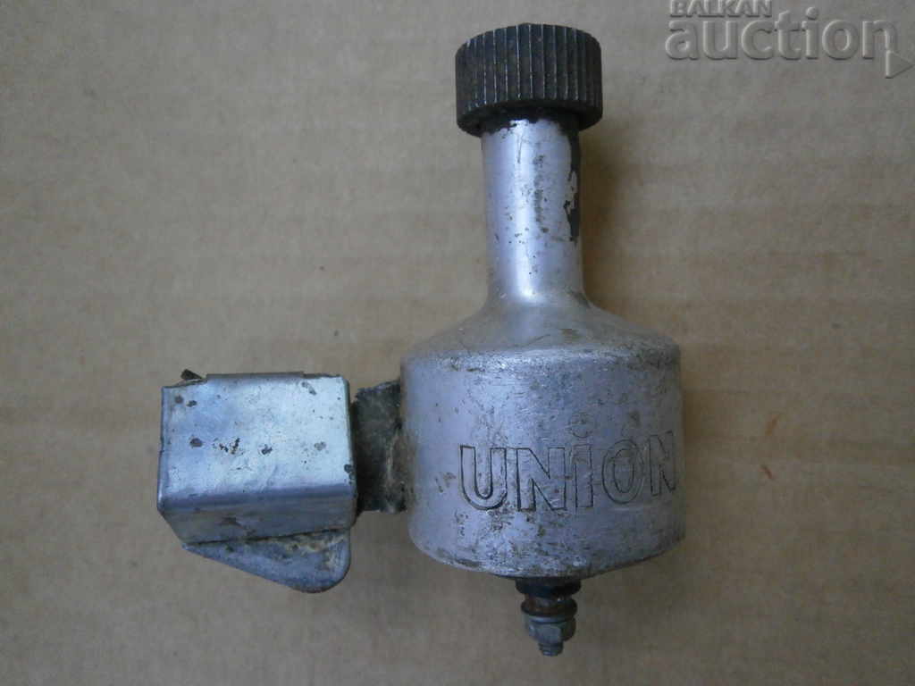 Delivery of UNION retro dynamo for bicycle bike Delivery of UNION retro dynamo for bicycle bike