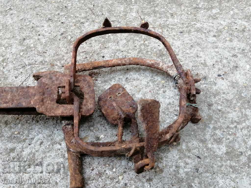 Capcană forjată manual cu țepi din fier forjat - 6 Capcană forjată manual cu țepi din fier forjat - 6