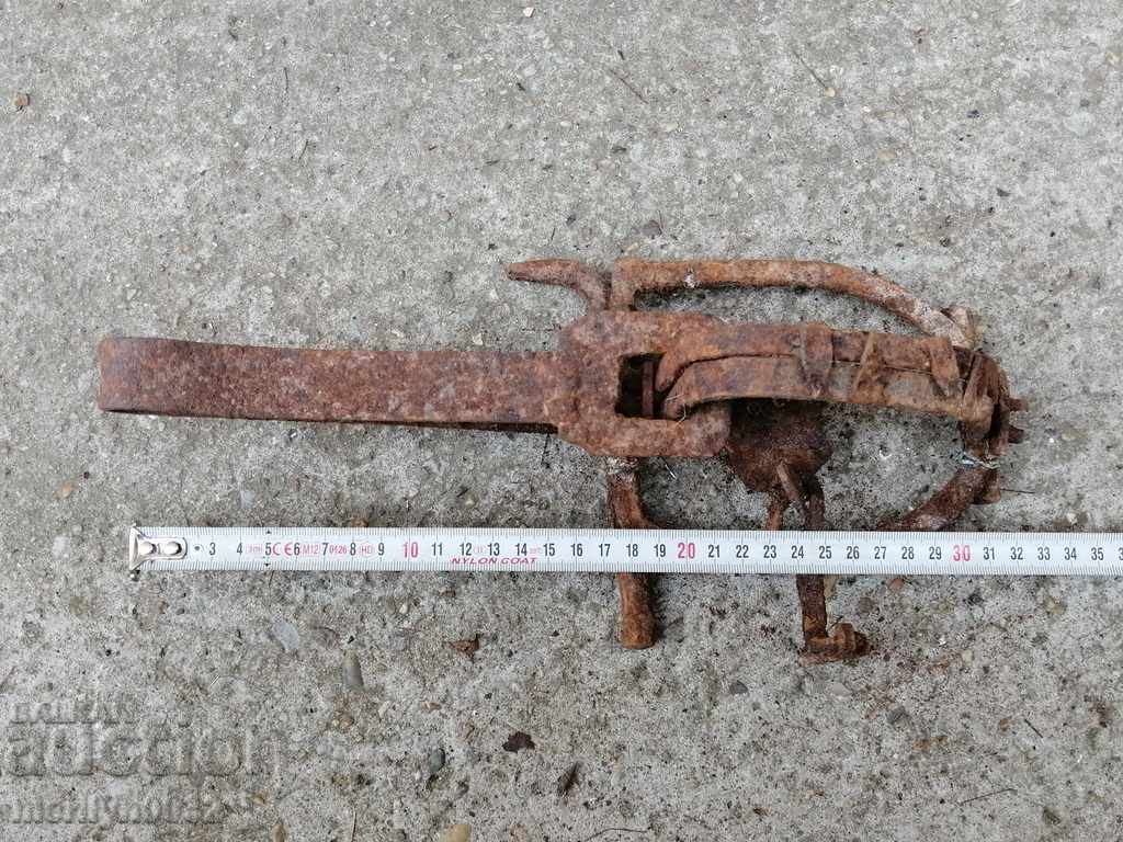 Capcană forjată manual cu țepi din fier forjat - 7 Capcană forjată manual cu țepi din fier forjat - 7