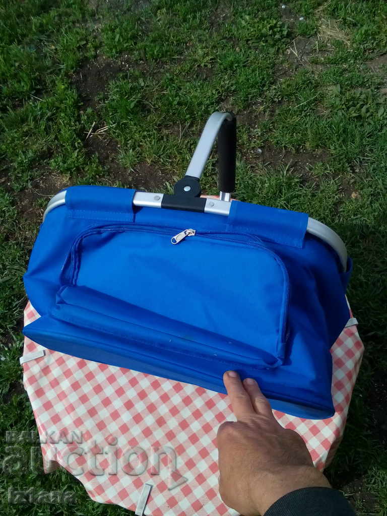 Auction Old cooler bag Auction Old cooler bag