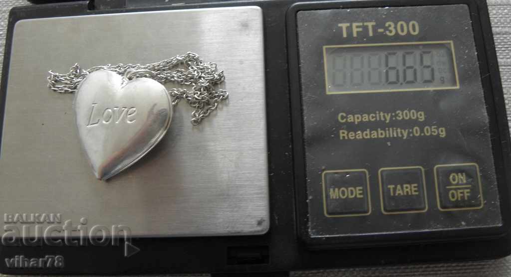 Delivery of SILVER CHAIN WITH HEART Delivery of SILVER CHAIN WITH HEART