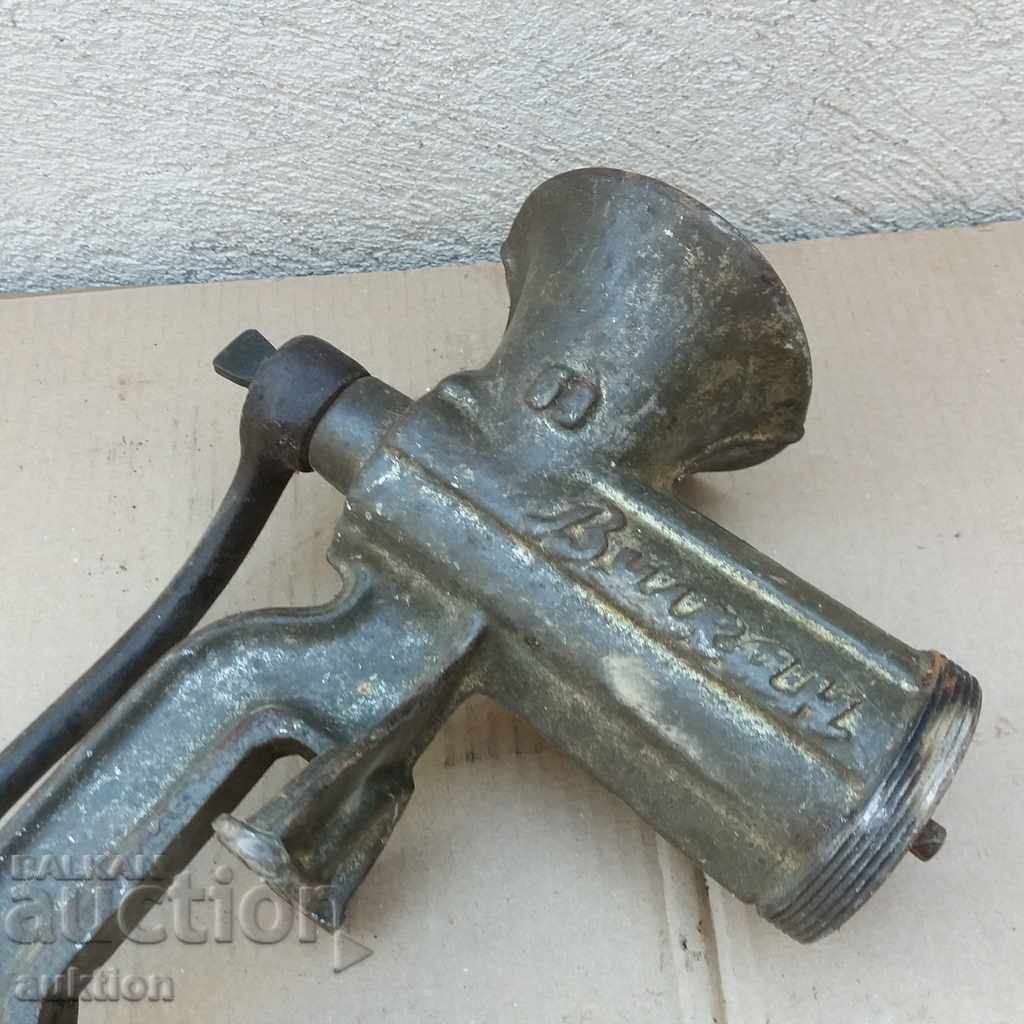 SOLID METAL HAND GRINDER - EXCELLENT with price 14.99 BGN | € 7.66 SOLID METAL HAND GRINDER - EXCELLENT with price 14.99 BGN | € 7.66