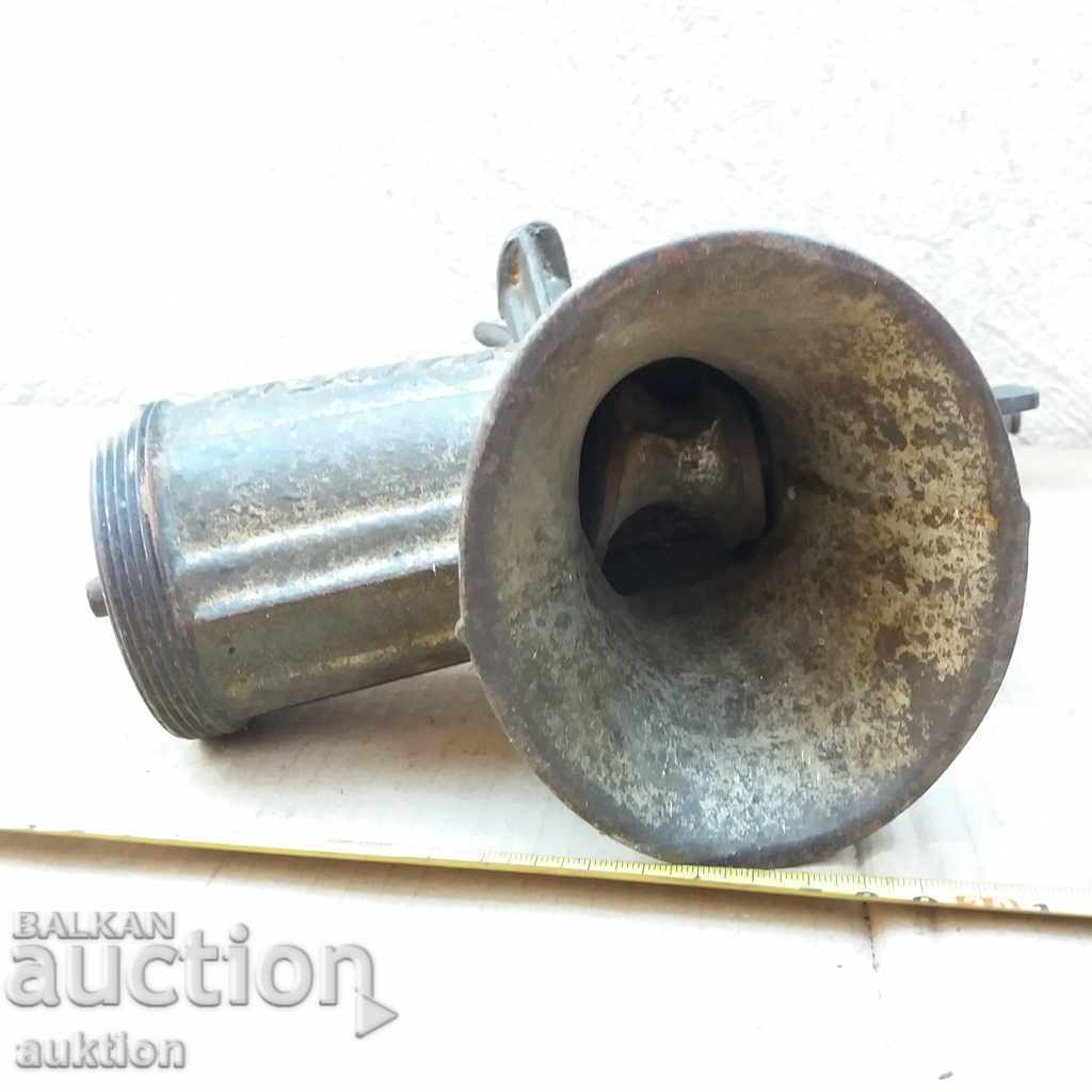 Delivery of SOLID METAL HAND GRINDER - EXCELLENT Delivery of SOLID METAL HAND GRINDER - EXCELLENT