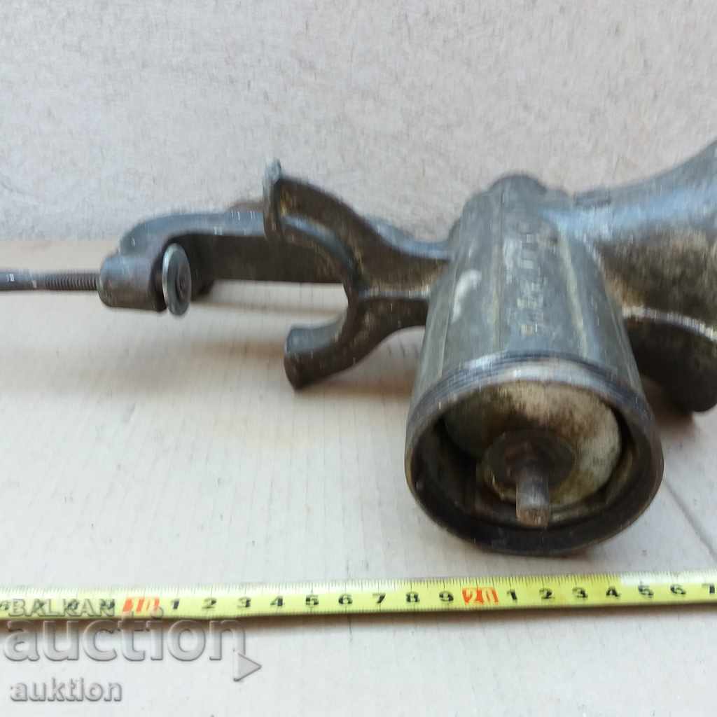 SOLID METAL HAND GRINDER - EXCELLENT - 7 SOLID METAL HAND GRINDER - EXCELLENT - 7