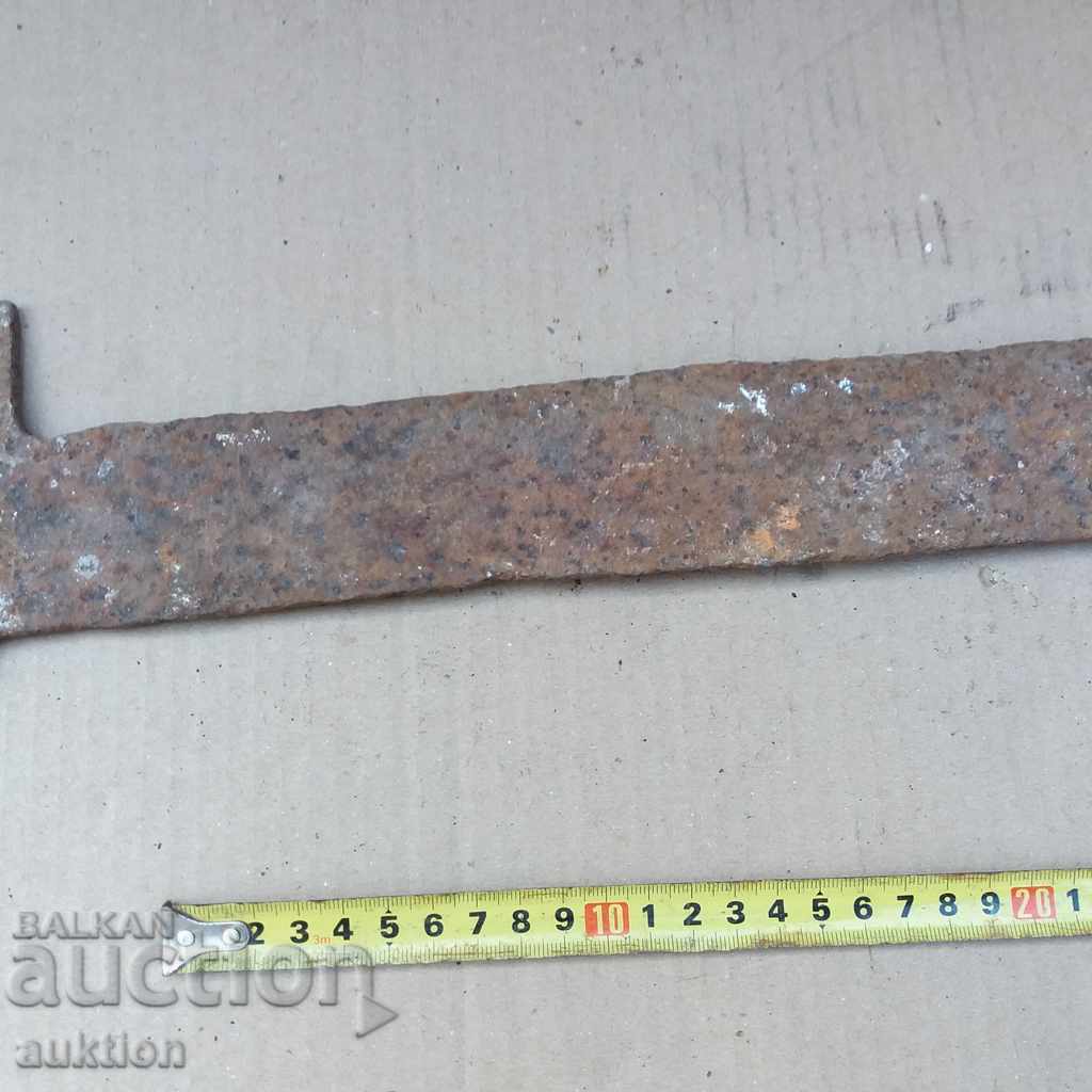 Delivery of FORGED MASSIVE SCRAPER, RURAL HOME VAZRAZHDANE Delivery of FORGED MASSIVE SCRAPER, RURAL HOME VAZRAZHDANE