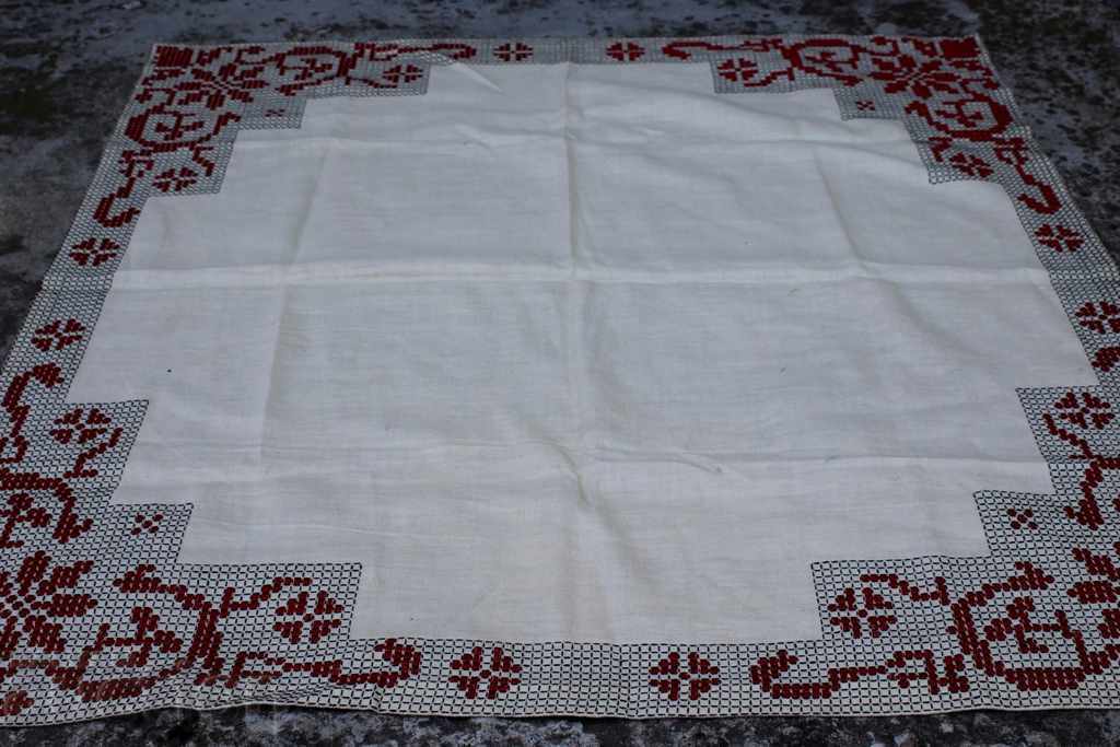 PLAJĂ DE PĂSĂRI PENTRU PĂSĂRI cu preț 15.00 BGN | € 7.67