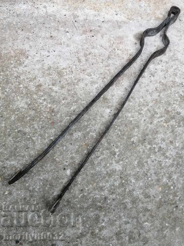 Old dilaf, tongs, wrought iron for oven - 6 Old dilaf, tongs, wrought iron for oven - 6