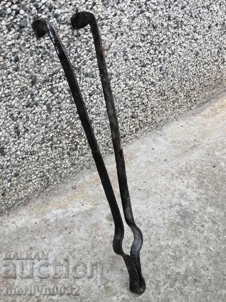Old dilaf, tongs, wrought iron for oven Old dilaf, tongs, wrought iron for oven