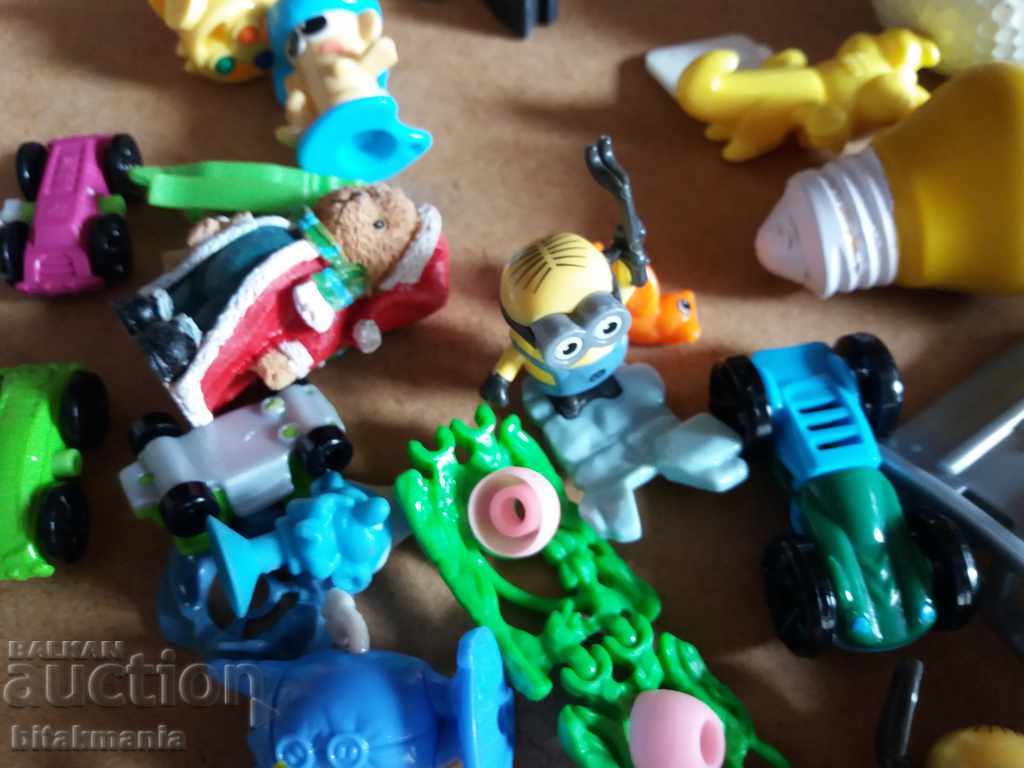 Auction  Eggs and other toys