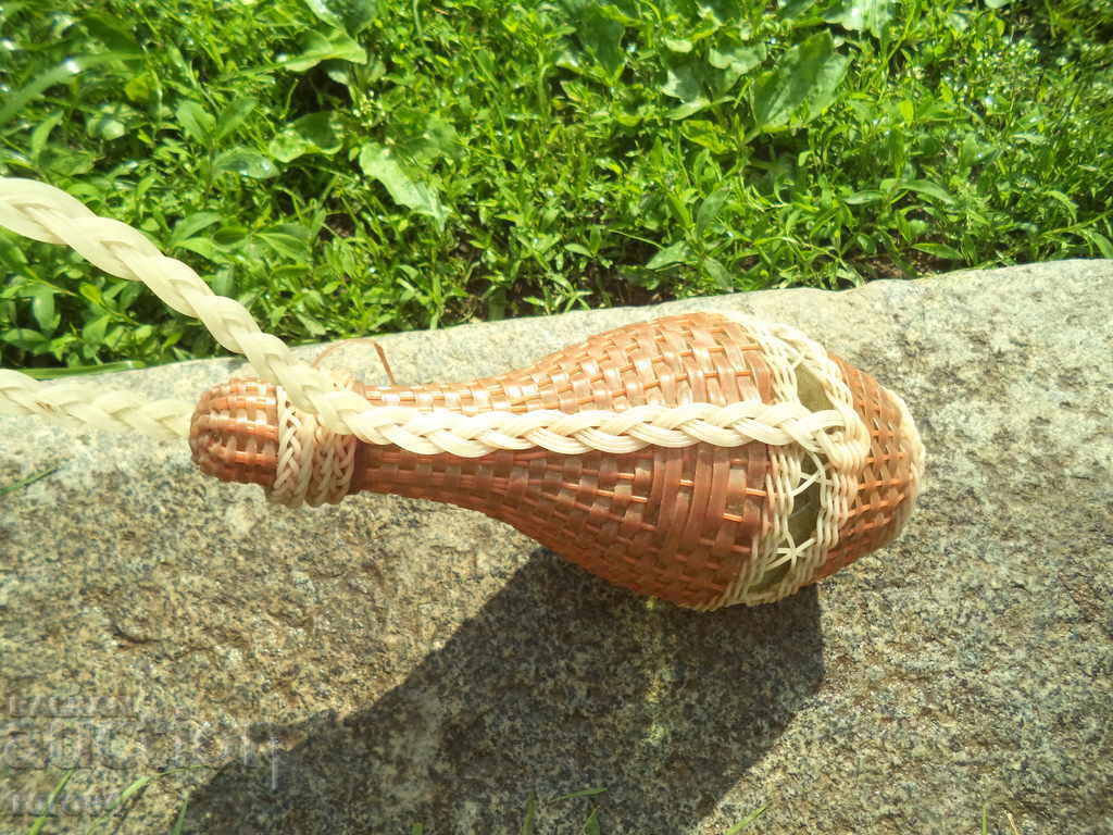 DAMADJANA - KNITTED BOTTLE OF SOCA - 7