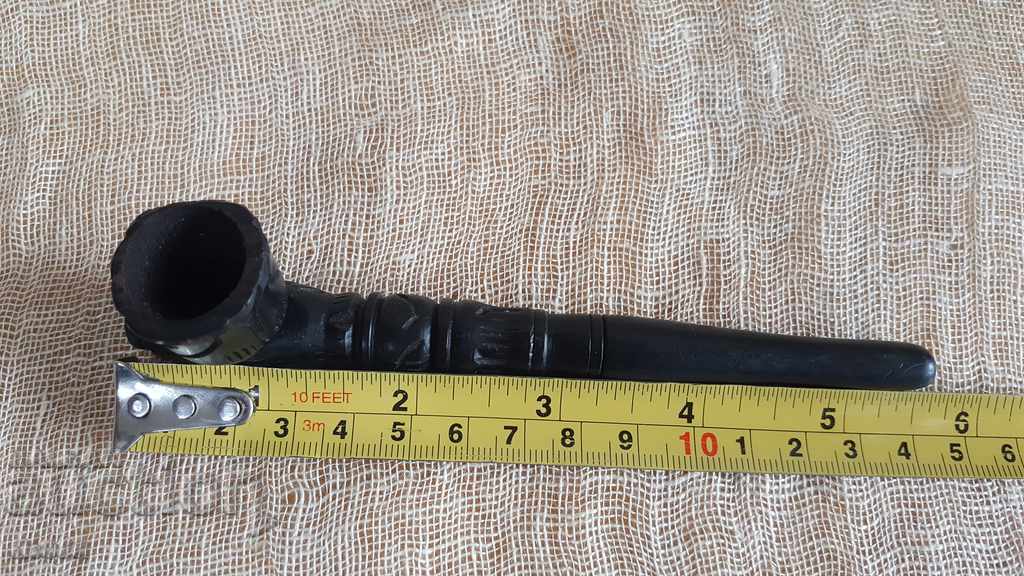 Licitație Țeavă de lemn exotică Licitație Țeavă de lemn exotică