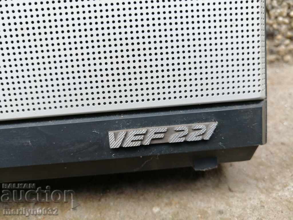 Soc transistor "VEF" radio set radio USSR - 6 Soc transistor "VEF" radio set radio USSR - 6