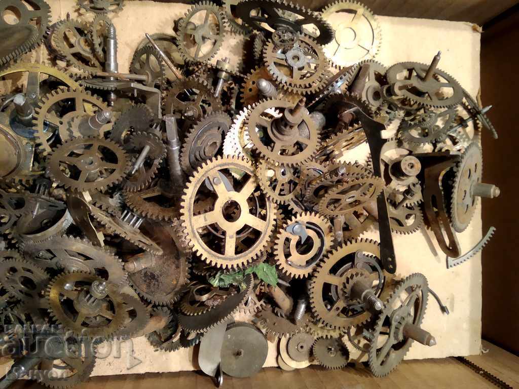 Delivery of Selling a large lot of spare parts for the next hour. "JOKER" .RRR