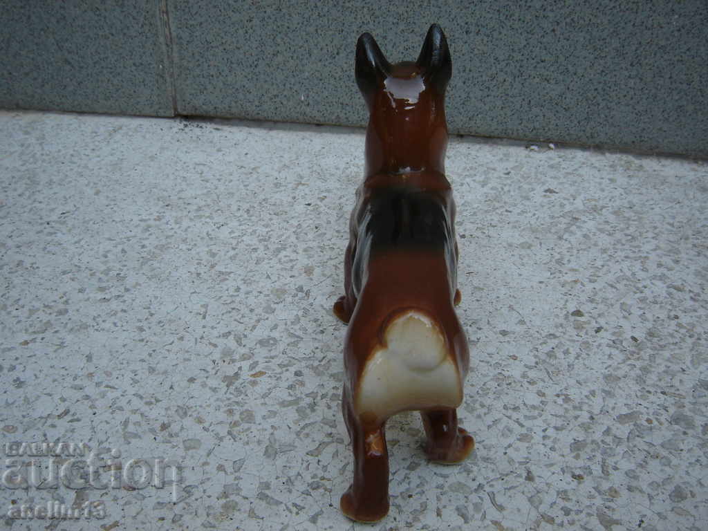 Delivery of STAR PORCELAIN DOG Delivery of STAR PORCELAIN DOG