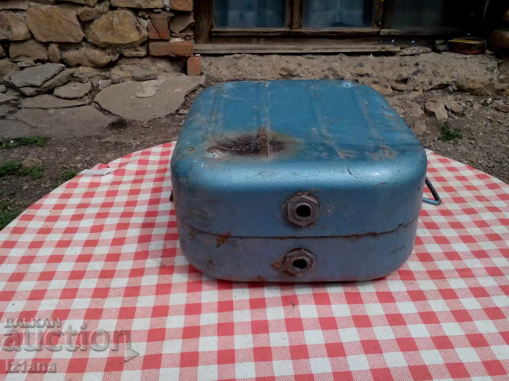 Old gas stove, hot plates with price 50.00 BGN | € 25.56 Old gas stove, hot plates with price 50.00 BGN | € 25.56
