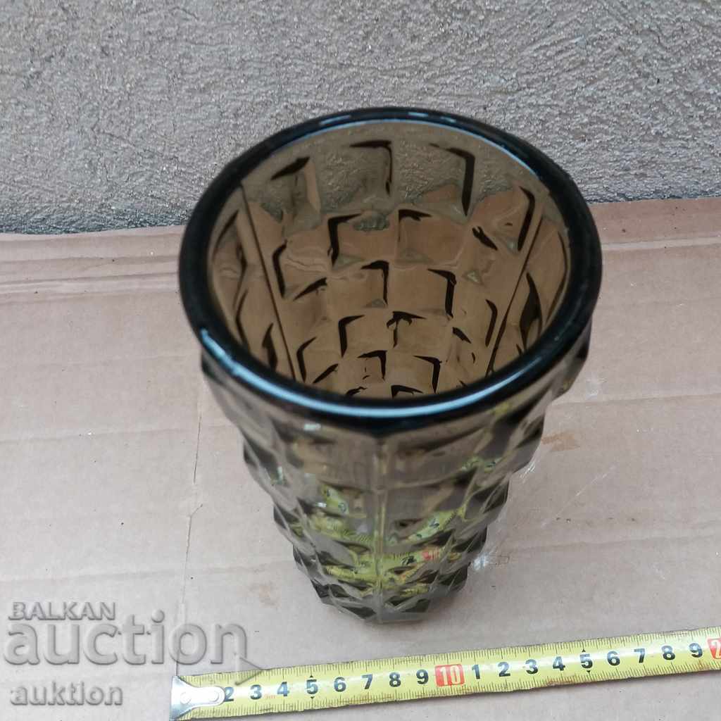 Delivery of OLD SOLID GLASS VASE Delivery of OLD SOLID GLASS VASE