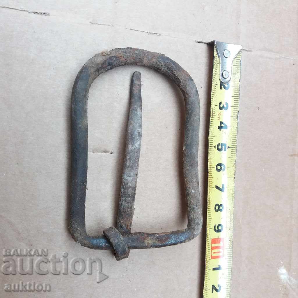 Auction MASSIVE FORGED CURRENT FROM HORSE AMMUNITION Auction MASSIVE FORGED CURRENT FROM HORSE AMMUNITION