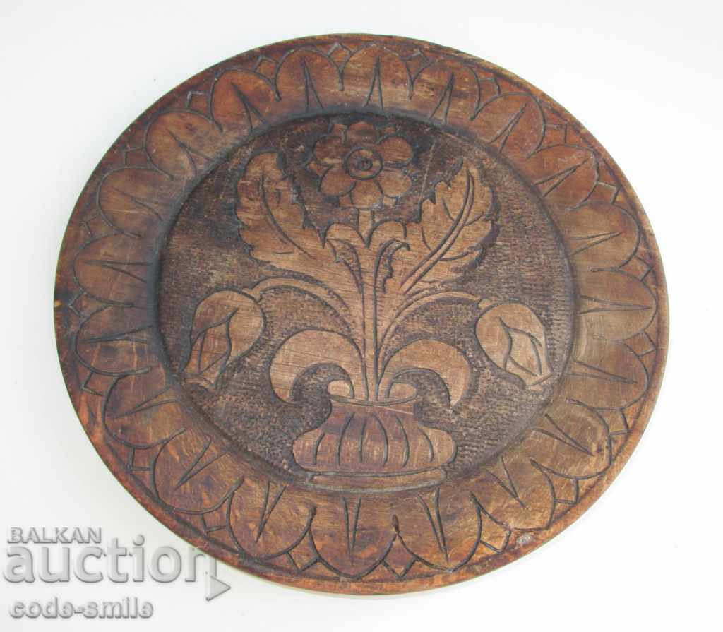 Стара Възрожденска дървена чиния дърворезба етнография