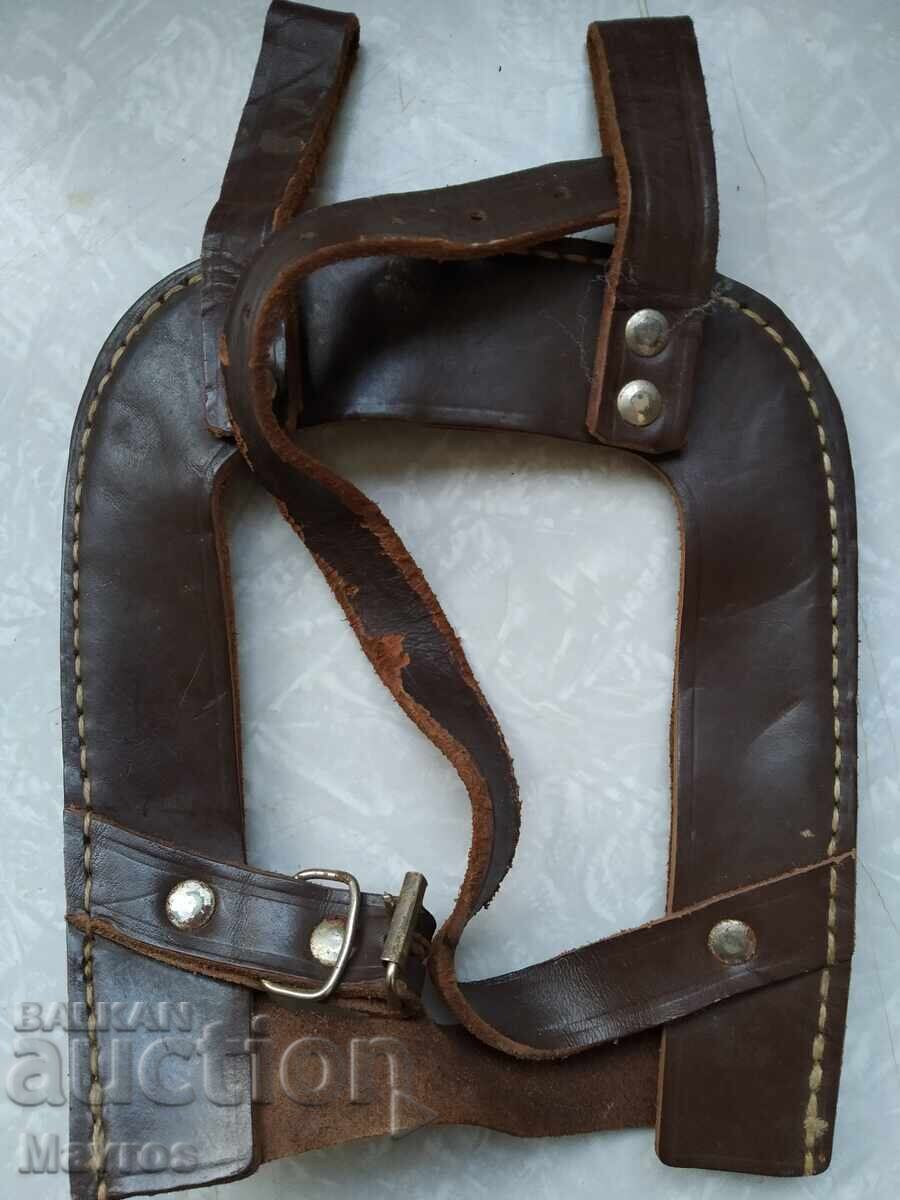 Auction Cover for entrenching tool - natural leather Auction Cover for entrenching tool - natural leather